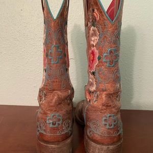 Macie bean rose garden cowgirl boots